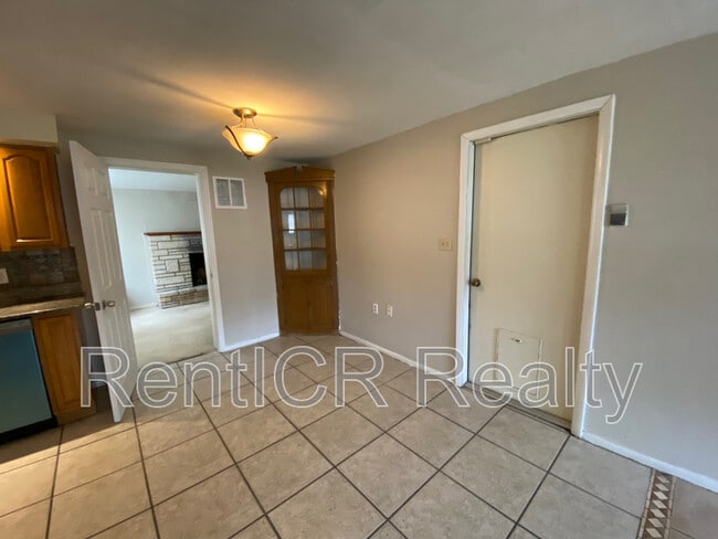 Building Photo - 4655 Koala Dr