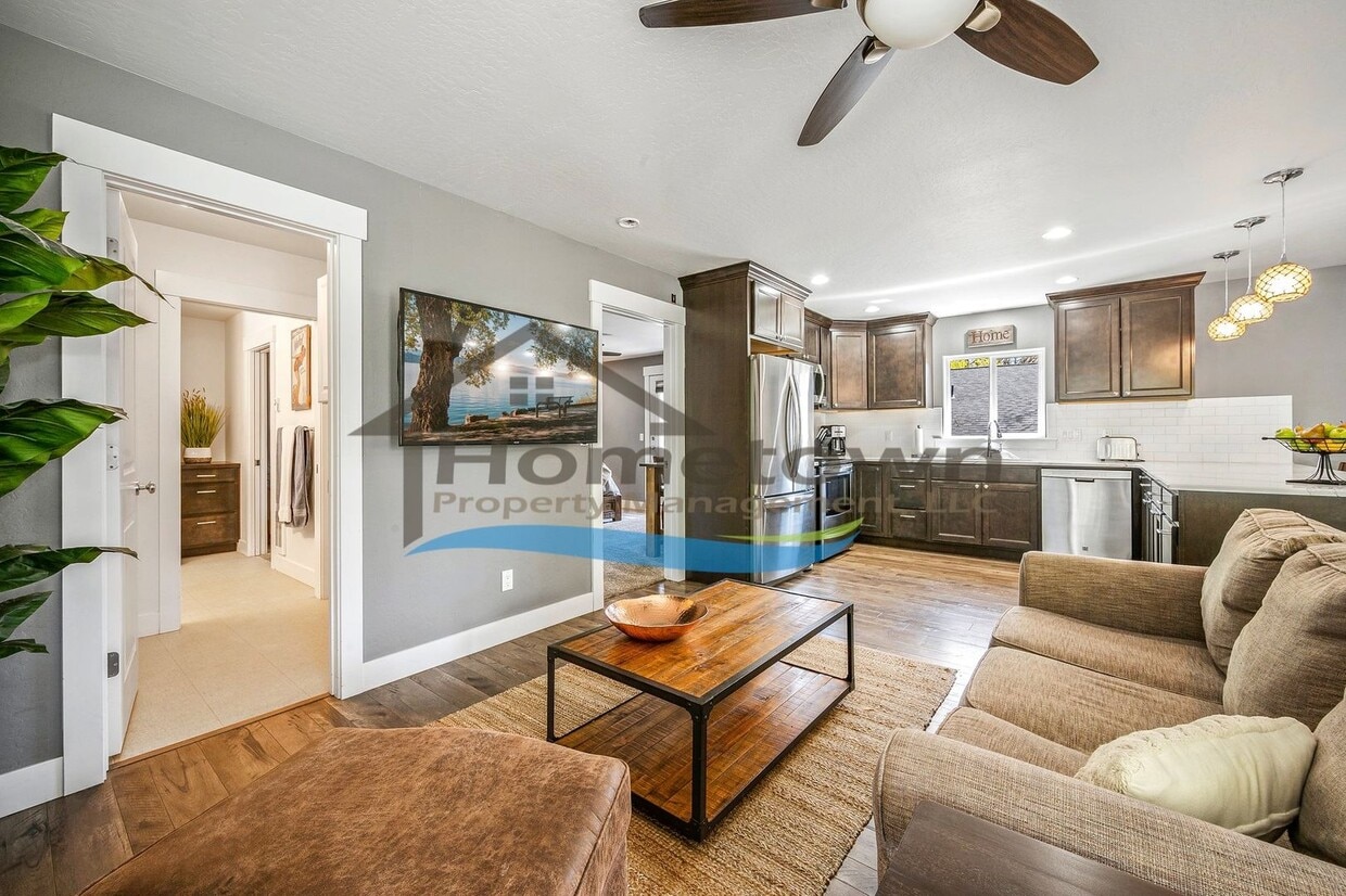 Primary Photo - ***Newly Reduced Price*** Fully Furnished ...