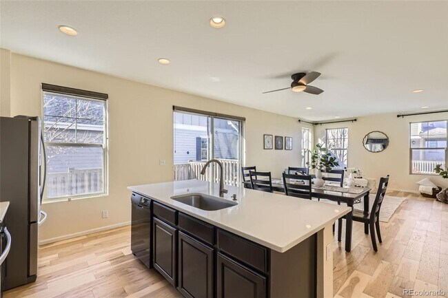 Foto del edificio - 4 Bedroom single family home in Central Pa...