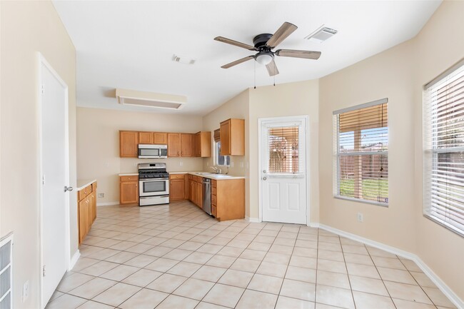 Building Photo - 12206 Beacon Tree Ct