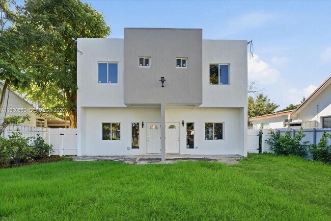Foto del edificio - 1126 NW 28th St