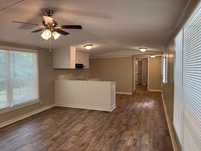 Building Photo - NEWLY UPDATED Two Bedroom Home in Troutman!!