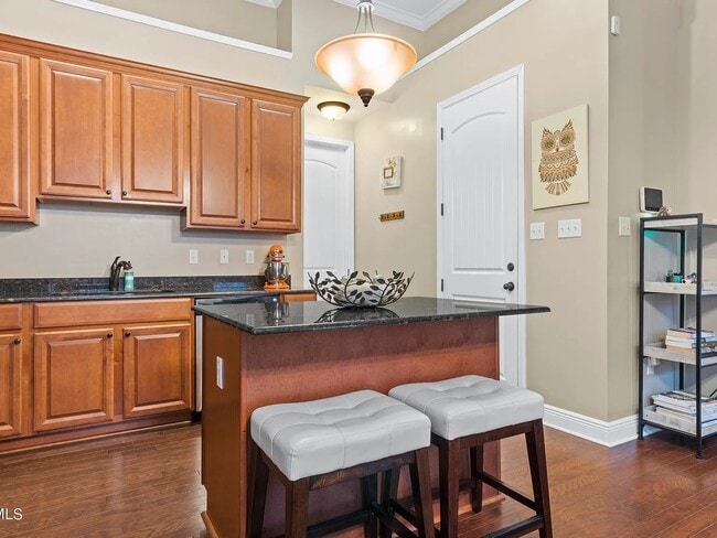 Foto del edificio - 17179 Palm Ridge Dr