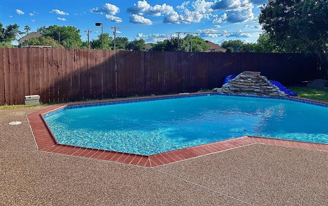 Primary Photo - 308 Hardwick Ct