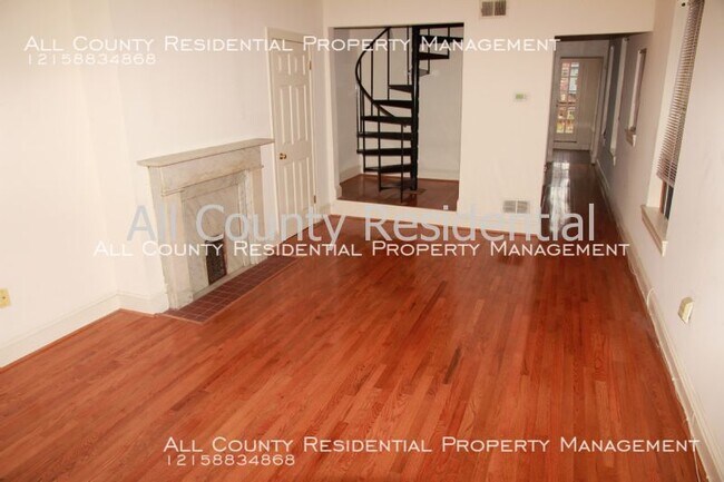 Building Photo - 1738 Green St