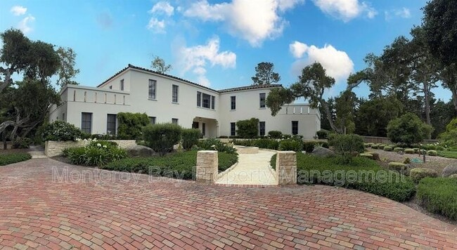 Building Photo - 2831 17 Mile Dr