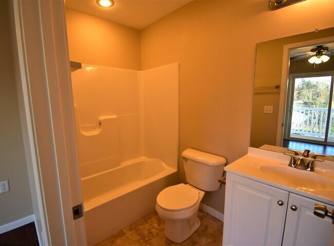 Foto del edificio - 427 Marlowe Cir