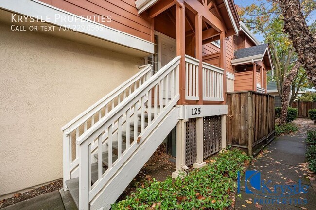 Foto del edificio - Charming Fairfield townhome.