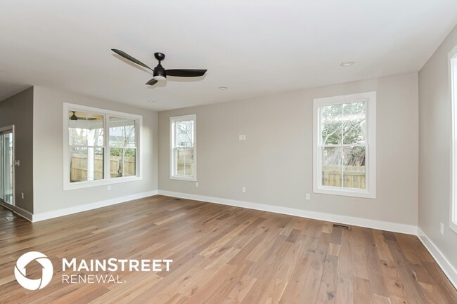 Foto del edificio - 1513 Dugger Dr