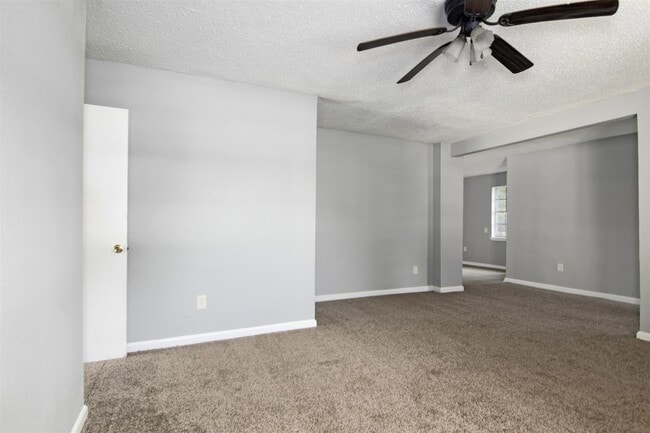 Building Photo - 7244 Rhobell St