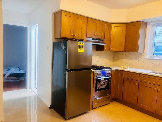 Foto del edificio - 134 Woodbine Ave