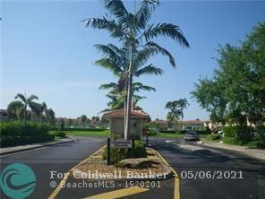 Primary Photo - 1005 Twin Lakes Dr