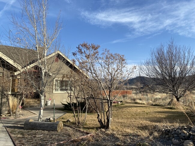 Building Photo - 115 Gold Rush Trail