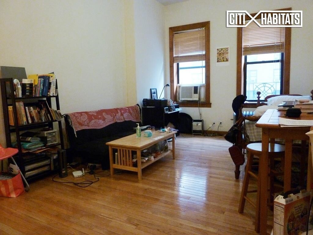 Primary Photo - 147 W 86th St