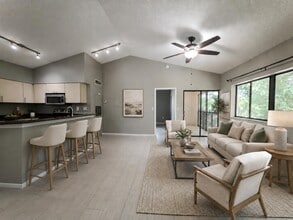 Building Photo - 2550 SW 18th Terrace