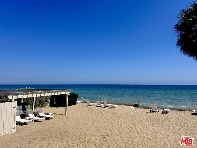 Foto del edificio - 22548 Pacific Coast Hwy