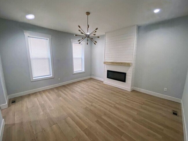 Foto del edificio - 3625 Bamberger Ave