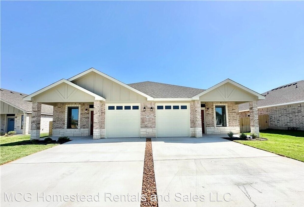 Primary Photo - 3 br, 2 bath House - 1106-B Carlsberg Dr