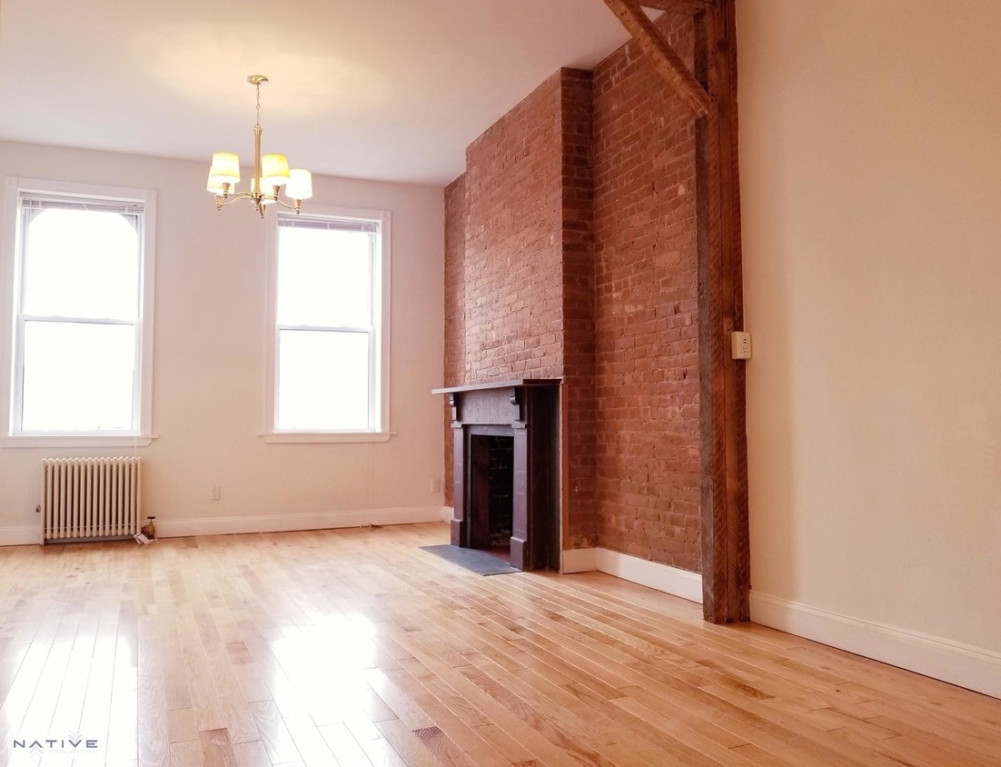 Foto principal - 170 Franklin St