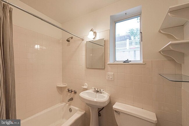 Foto del edificio - 403 S 23rd St