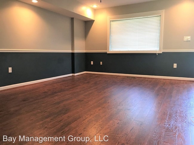 Building Photo - 6667 Spring Mill Cir