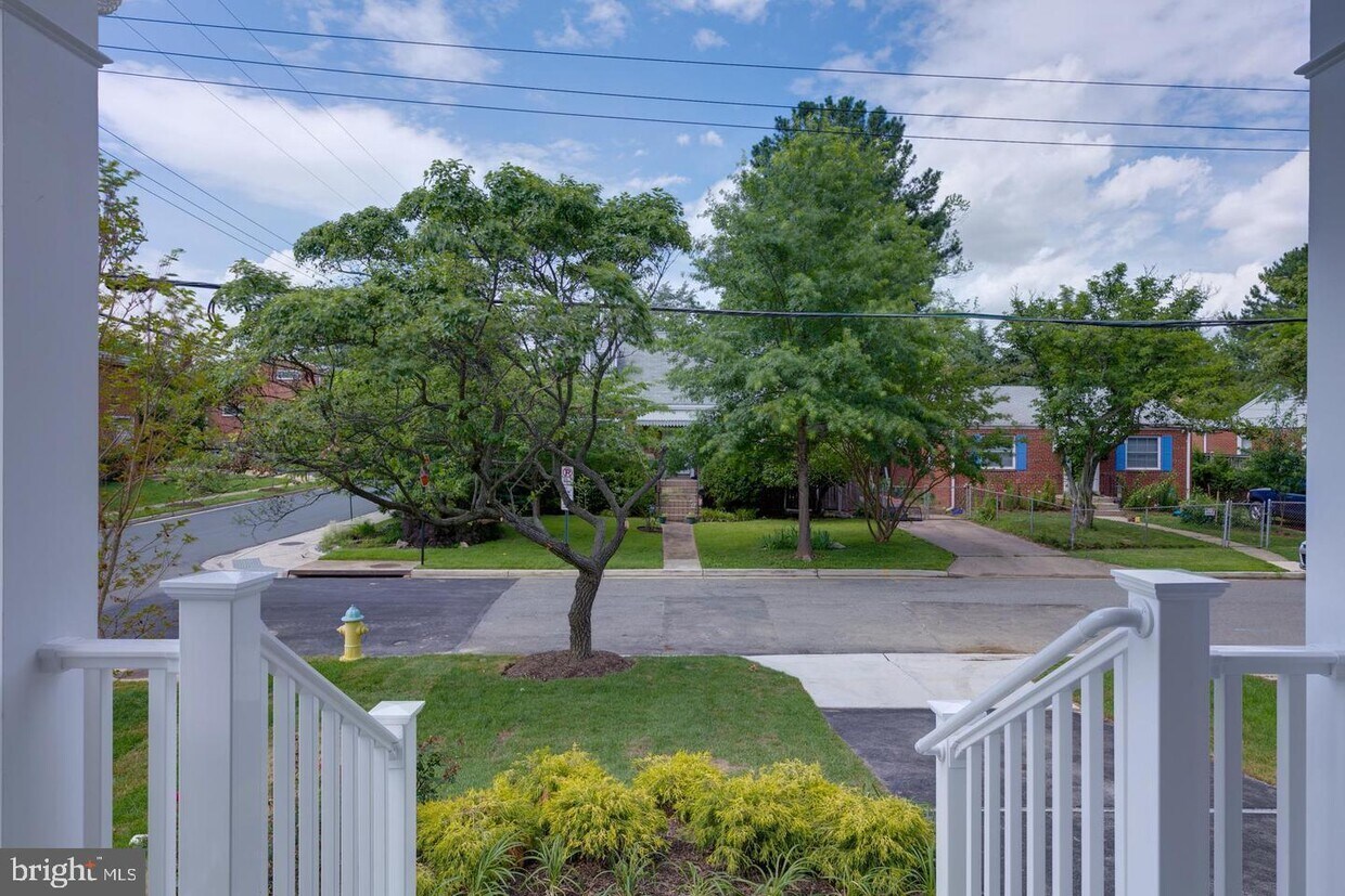 Foto principal - 934 19th St S