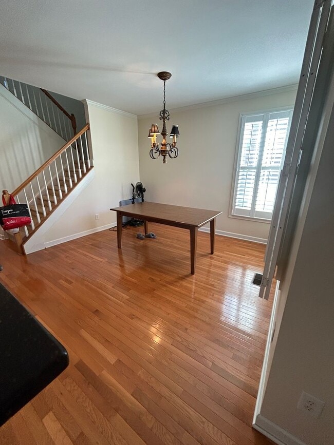 Foto del edificio - Spacious 3-Story Townhome Near Crabtree – Available January 15