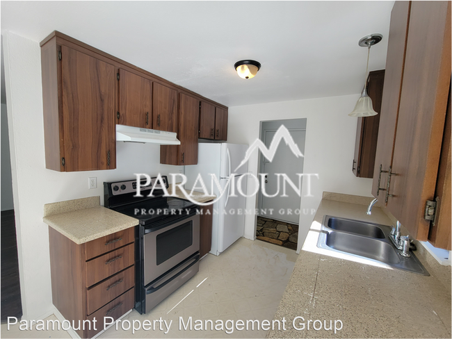 Foto del edificio - 3 br, 1.5 bath House - 1452 SE Bethel Vall...