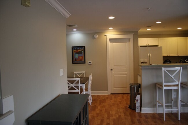 Building Photo - 14-1421 Adkisson