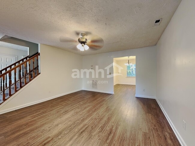 Foto del edificio - 5301 Wenesly Ct
