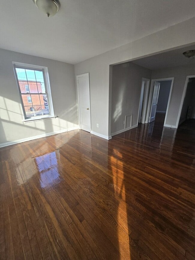Photo - 3300 East Capitol St NE Apartment