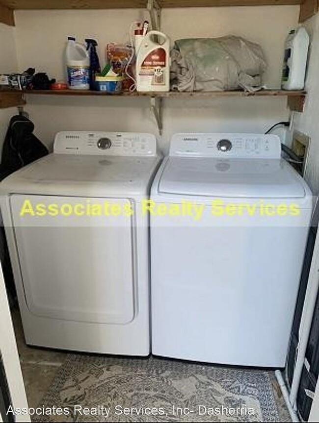 Building Photo - 2 br, 2 bath House - 2941 SW 39th Ave