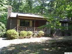 Primary Photo - 1 Elm Ct