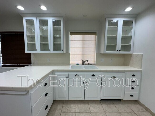Foto del edificio - 715 S Woodland St