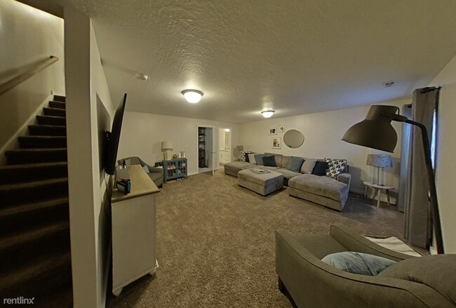 Building Photo - 3 br, 3.5 bath Townhome - 3624 East Flint ...