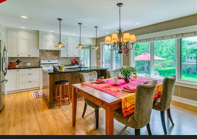 Building Photo - Picture Perfect Bungalow in the Heart  of St. Andrews Heights (IP062)