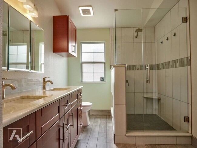 Foto del edificio - 2837 Candela Ct