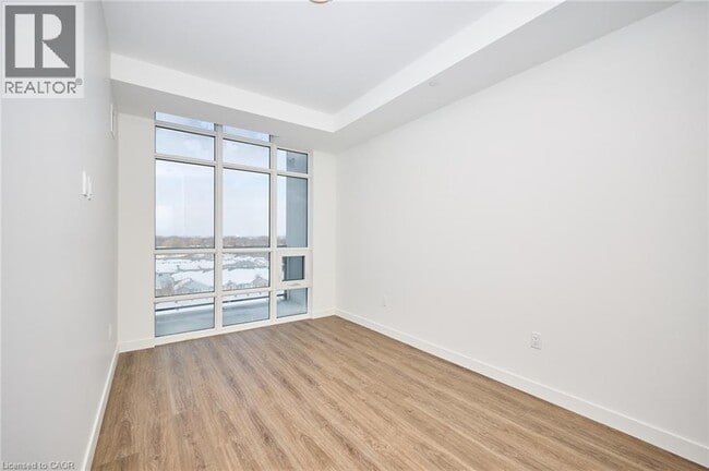 Building Photo - 461 Green Rd