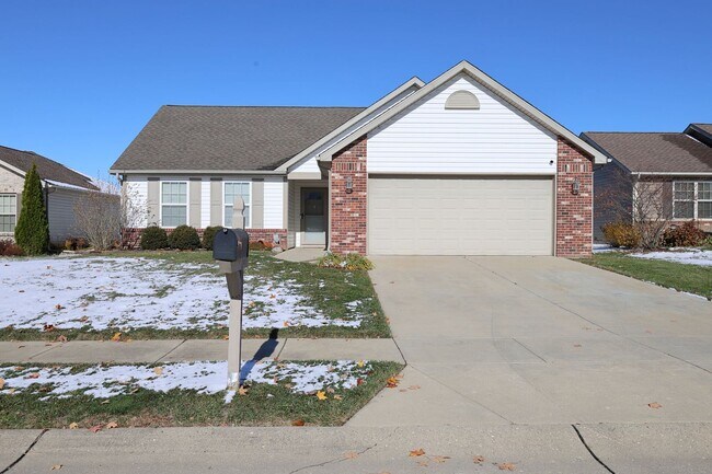 Foto del edificio - Spacious 2 Bedroom / 2 Bath Home Room Shar...