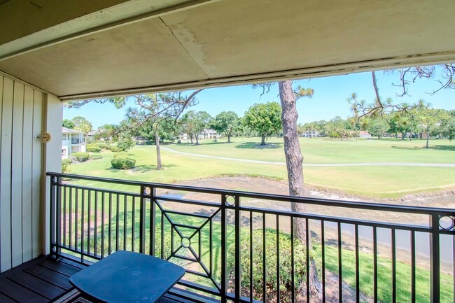Foto del edificio - 29147 Bay Hollow Dr