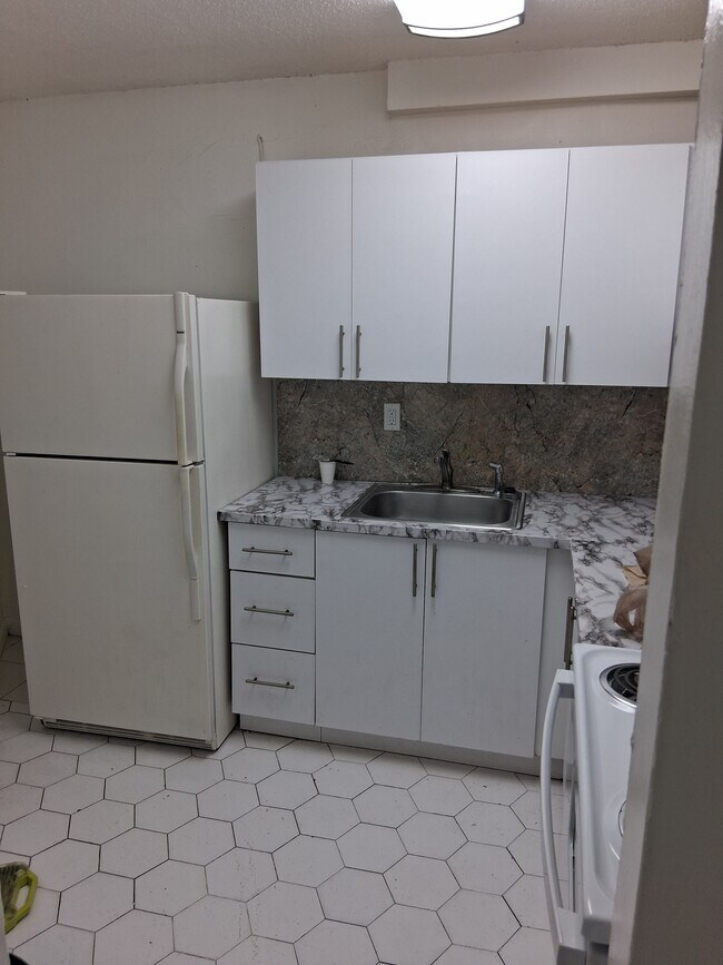 Foto del edificio - 1605 NE 185th St