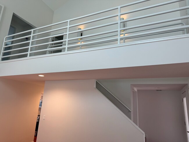 Foto del edificio - 2945 W Knights Ave