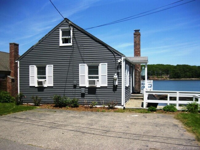 Foto del edificio - 11 Stanhope Ave