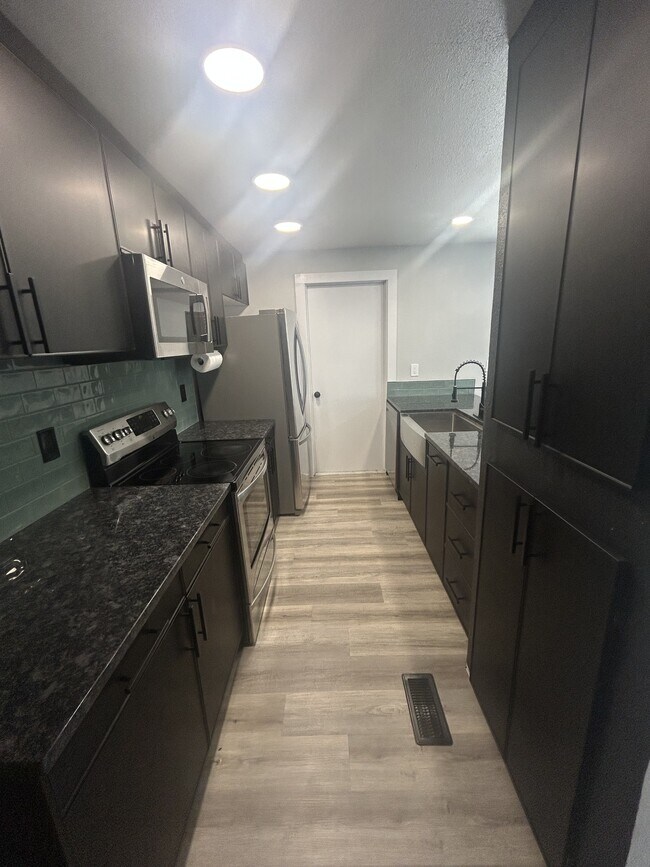 Foto del edificio - 1635 E 5th N