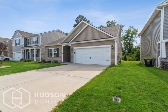 Building Photo - NOW AVAILABLE! - 160 S Great White Way, Cl...