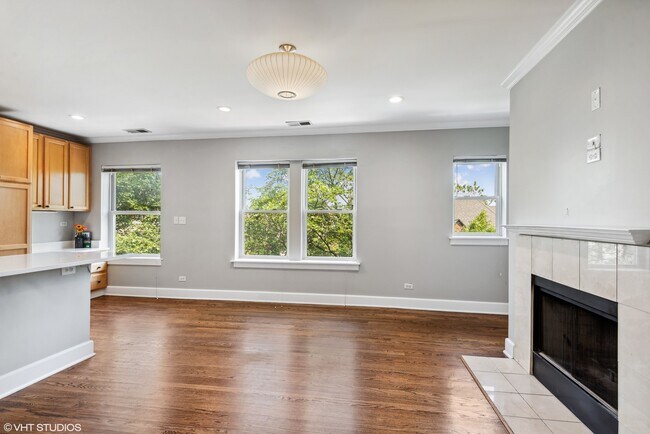 Foto del edificio - 3456 N Janssen Ave