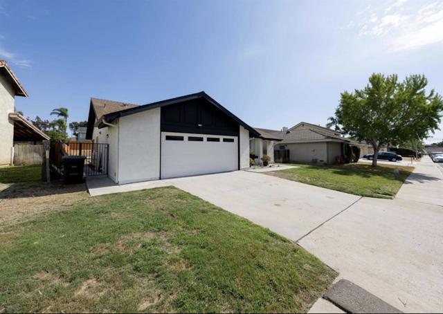 Foto del edificio - 748 Cholla Rd