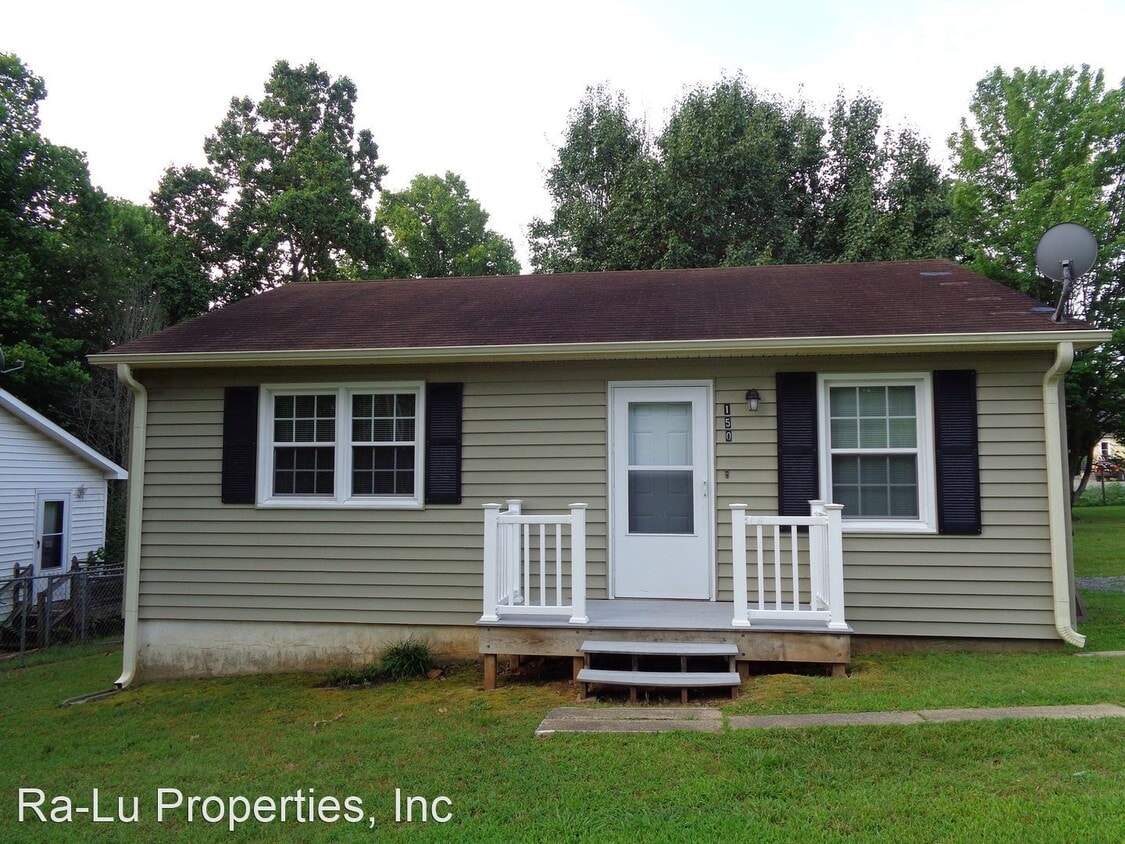 Primary Photo - 2 br, 1 bath House - 150 Sycamore Circle