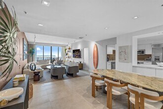 Building Photo - 251 Crandon Blvd