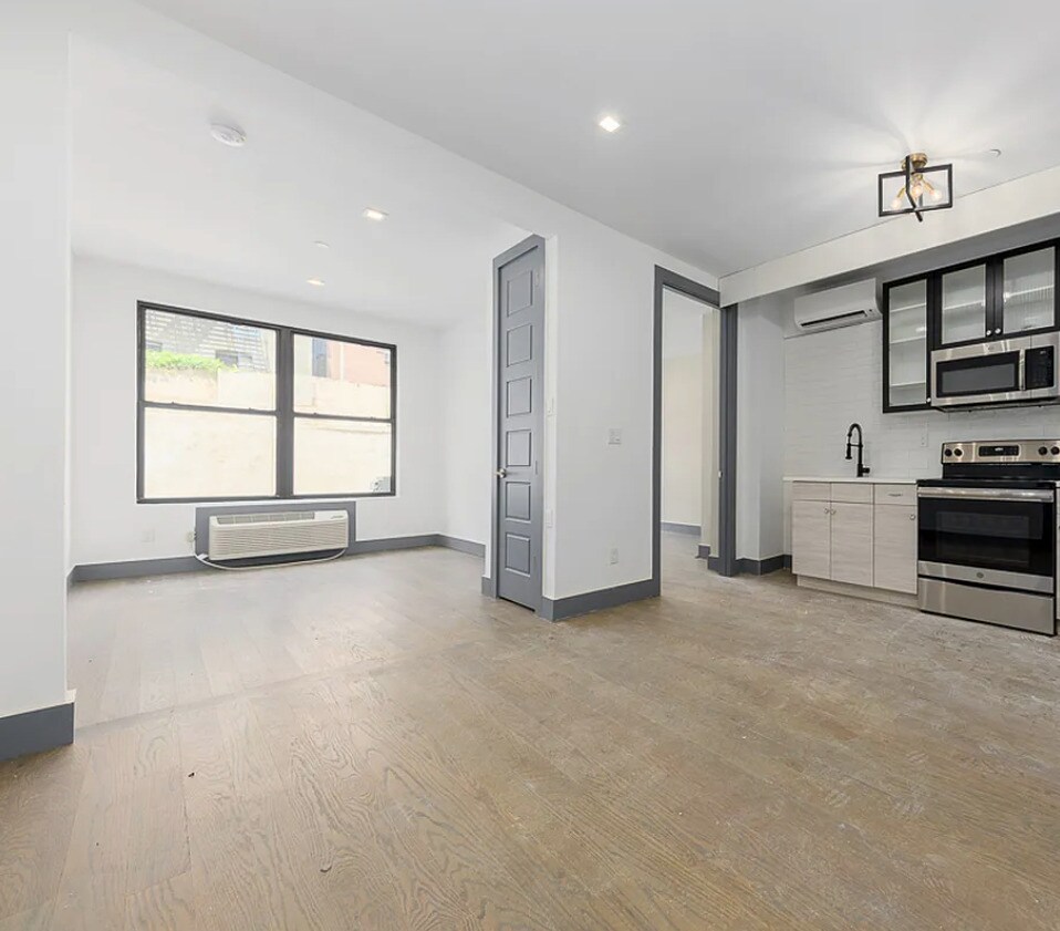 Foto principal - 855 Dekalb Ave